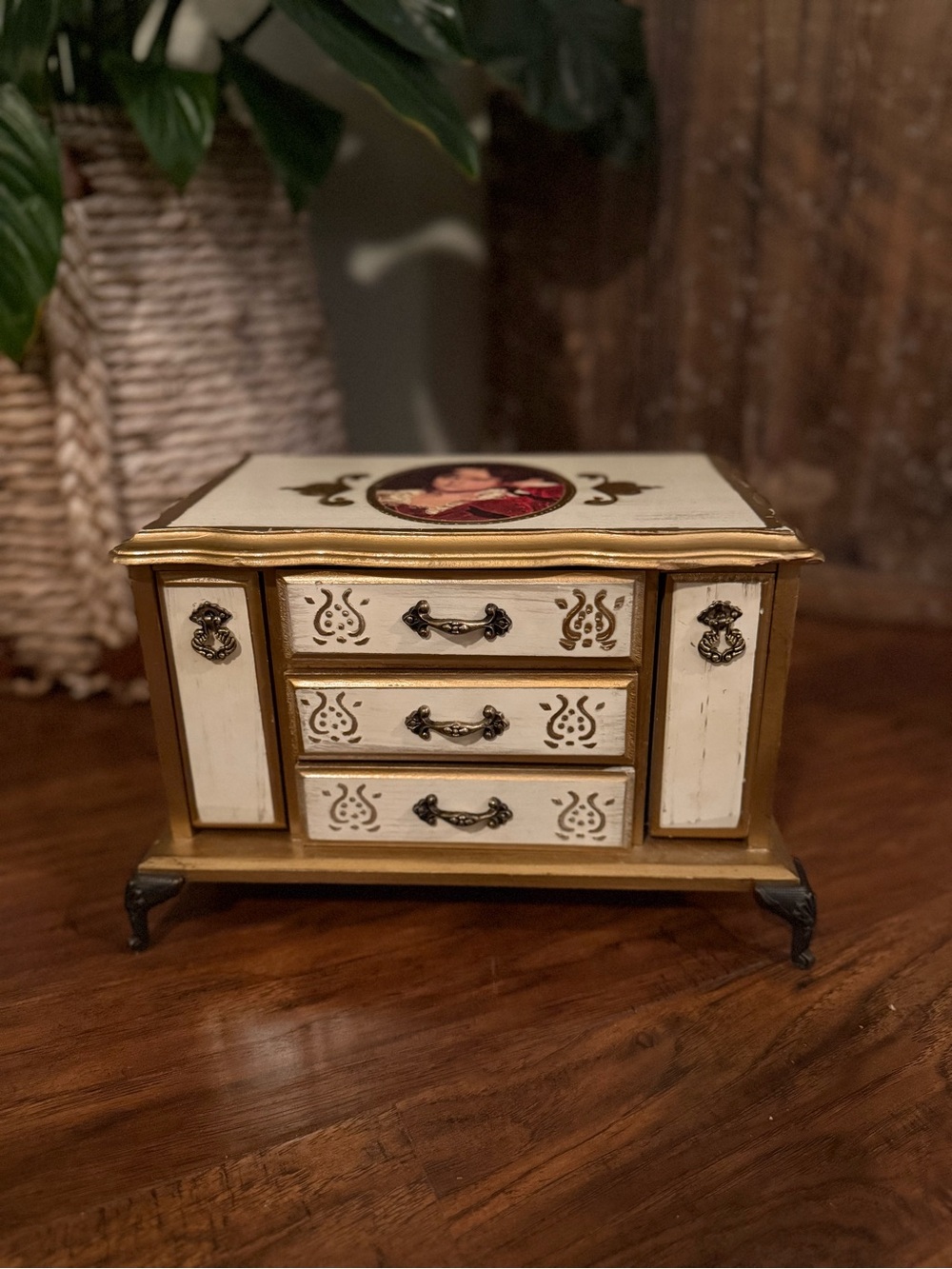 Vintage 1970s Florentine-Style Wooden Musical Jewelry Box With Original PriceTag